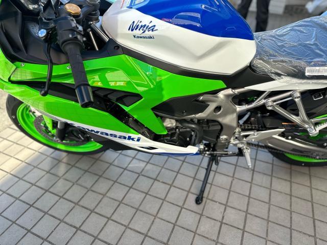 カワサキ Ｎｉｎｊａ ＺＸ－４ＲＲ ４０ｔｈ ＡＮＮＩＶＥＲＳＡＲＹ 