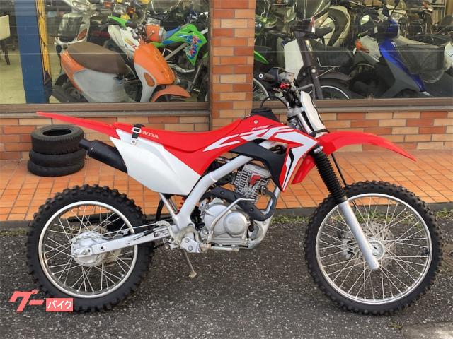 crf125f インジェクション用ワイドフットペグ購入落札金額17800円