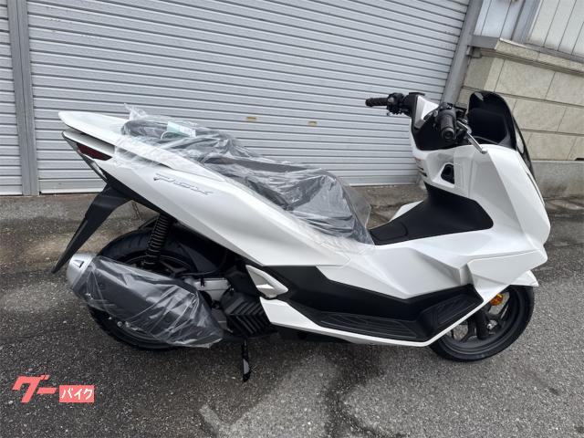 ホンダ PCX 2025モデル パールスノーフレークホワイト