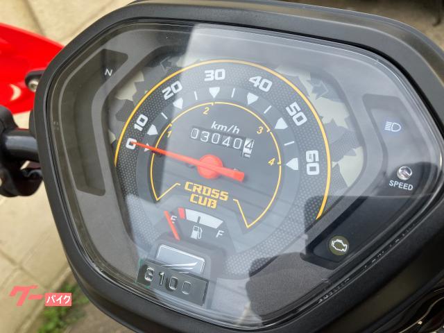 ホンダ クロスカブ５０　ヘッドライトガード　ナックルガード　センターキャリア　マフラーの画像（群馬県