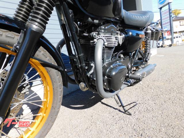 カワサキ W800 ウィンドスクリーン サドルバックサポート