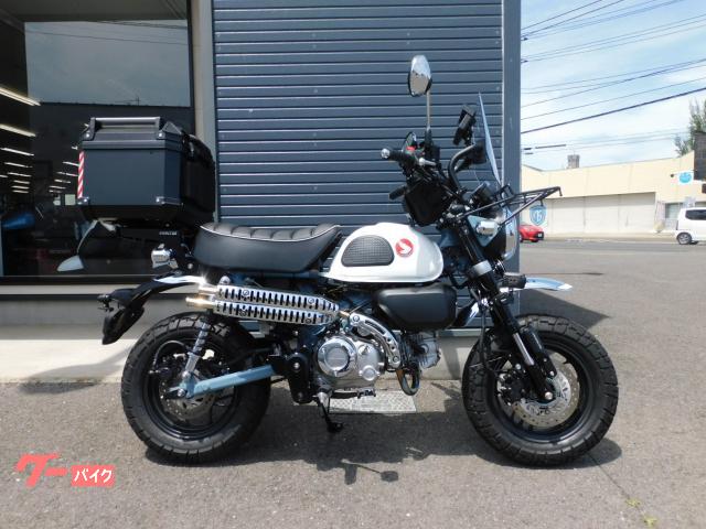 モンキー１２５　ＡＢＳ　スクランブラーマフラー　ウィンドスクリーン　トップケース　ドライブレコーダー　フォグランプ　ギアポジション