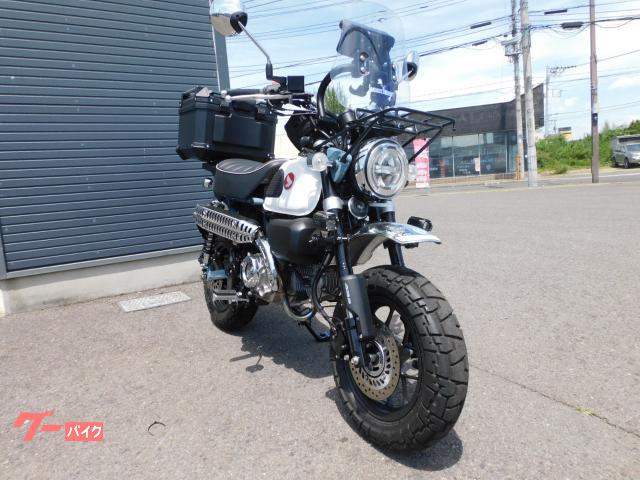ホンダ モンキー125 ABS スクランブラーマフラー、ウィンド