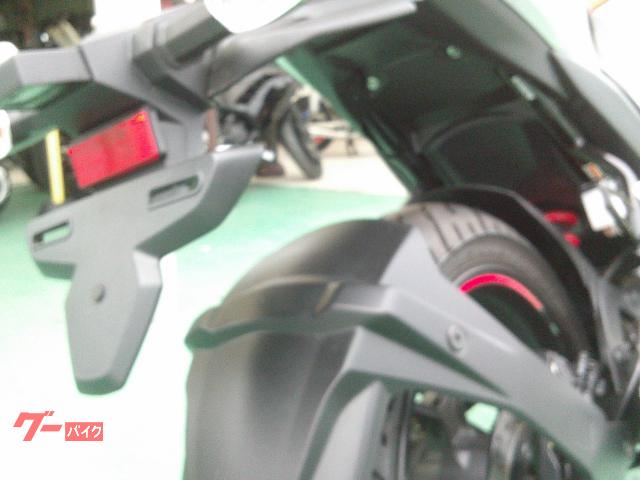 スズキ GIXXER 150 M3モデル パールブレイズオレンジ