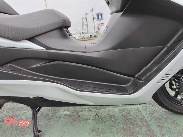 スズキ　スカイウェイヴ250タイプS　ノーマル　実働中古車　タイヤ前後バリ山　バッテリー新品　オイル交換済み　書類あり 車両情報:スズキ スカイウェイブ250 タイプS | 株式会社エムオート