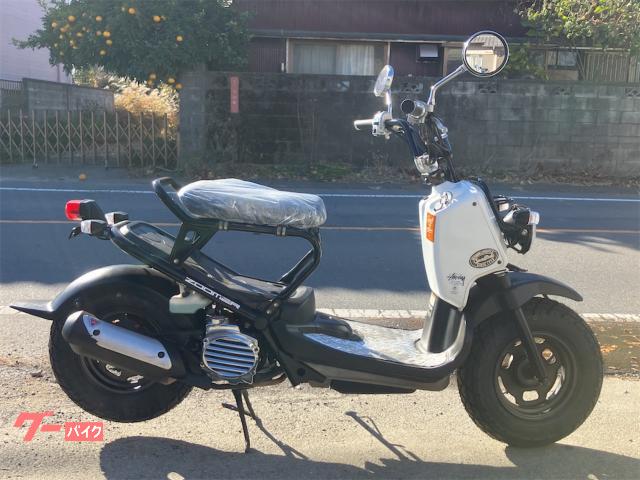 ズーマー　ＦＩ　前後タイヤ新品　ステップボード　サイドスタンド