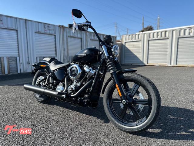 ＦＸＢＢ　ソフテイル　ストリートボブ１１７　　認定中古車　メーカー保証付き　　ブラックアウト　カスタム