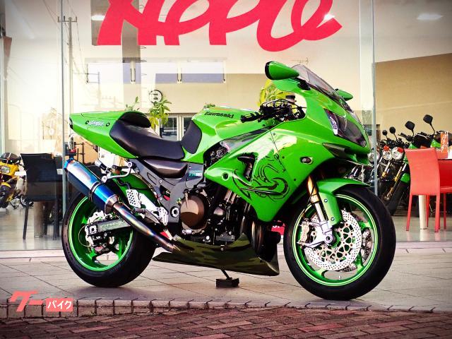 Ｎｉｎｊａ　ＺＸ−１２ＲーＢ２フルカスタム　ボアアップ　ＪＢマグ鍛　オーリンズＦフォーク　ブレンボレーシングキャリパー他