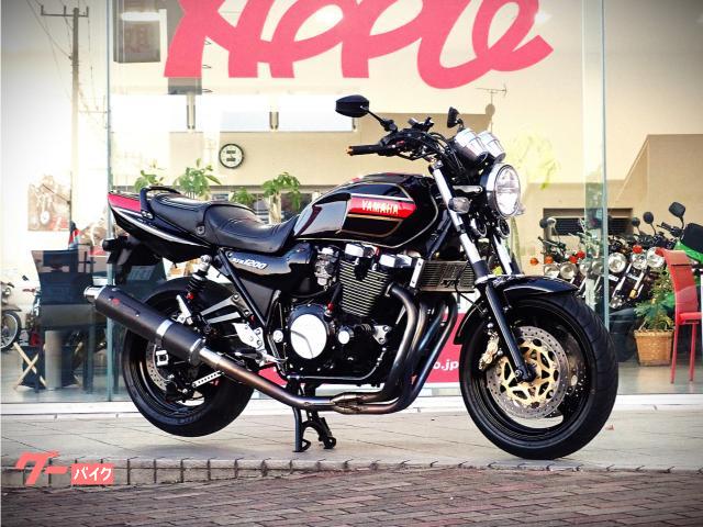 ＸＪＲ１２００　カスタムペイント　ヨシムラマフラー　ＹＳＳリアサス他