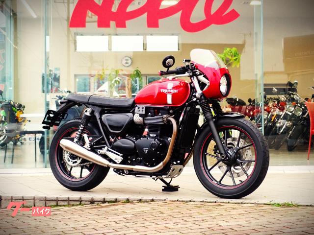 TRIUMPH ストリートツイン　純正オプションマフラー　バンス＆ハインズ　中古 TRIUMPH ストリートツイン タックロールシート バンスマフラー