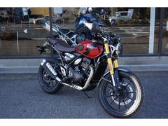 ＴＲＩＵＭＰＨ　スクランブラー４００Ｘ
