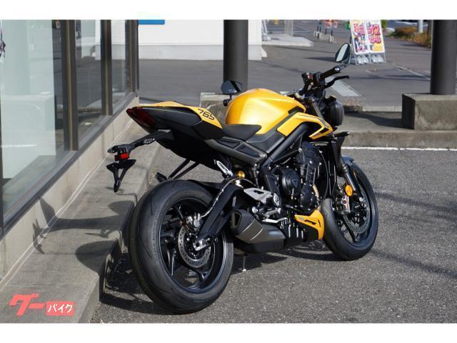 ストリートトリプル765RS