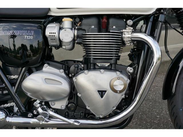 ボンネビルT120