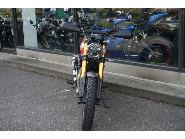 スクランブラー400X