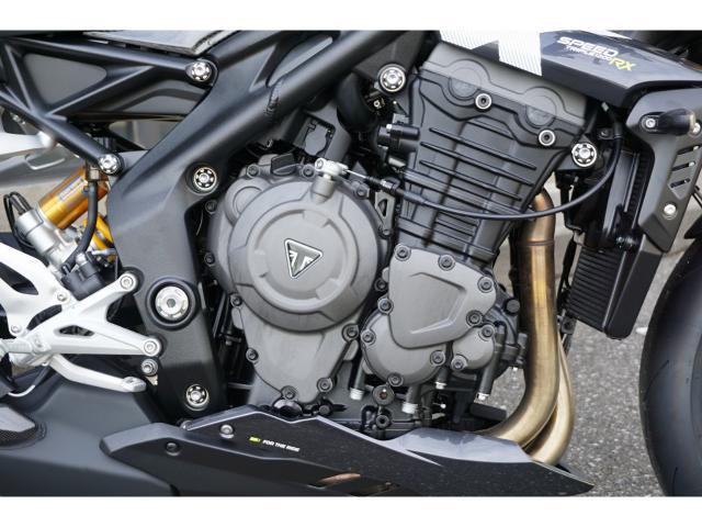 スピードトリプル1200RX