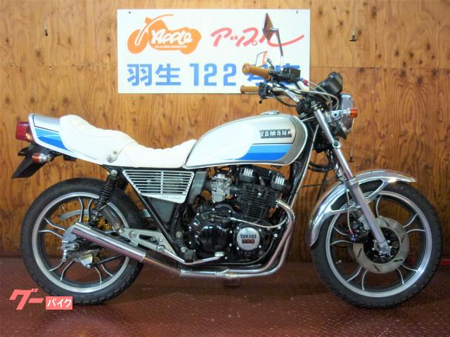 ＸＪ４００Ｄ　シルバー　セミ絞りＵＰハン　ショート管　ＢＥＥＴアルフィンカバー　タックロールシート