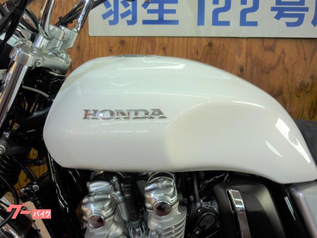 ホンダ CB1100 ガソリンタンク ホワイト CB1100 sc65 タンク ホワイト
