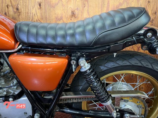 ヤマハ SR400 カフェレーサー FCRキャブレター マフラー