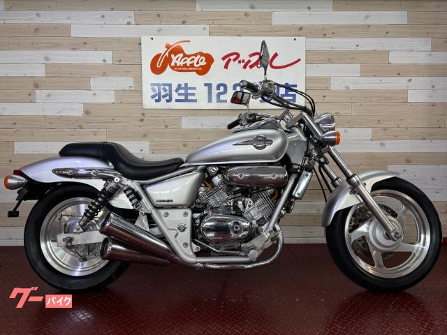 Ｖ−ＴＷＩＮ　ＭＡＧＮＡ　シルバーメタリックカラー　　ノーマル　純正２本出しマフラー