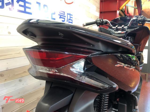 ホンダ PCX JF81 未登録 未使用車 ポセイドンブラック