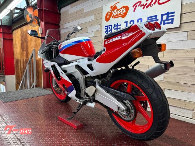 ホンダ CBR250RR MC22 規制前45馬力 水冷4気筒エンジン