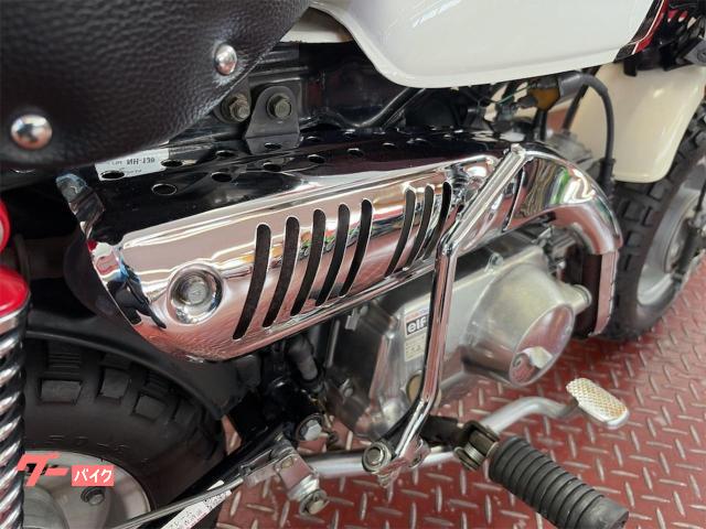 ホンダモンキー50 2003年発売　CBXカラー　エンジン、足回りカスタム無し ホンダ モンキー50 2003年モンキースペシャルCBXカラー限定車
