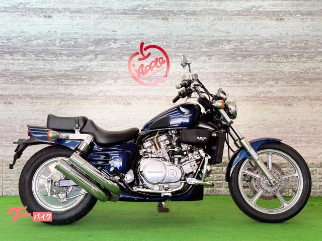 Ｖ４５ＭＡＧＮＡ　ＲＣ２８　１９８７年モデル　エンジンガード　アンダーカウル　ＥＴＣ付き