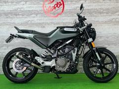 ＨＵＳＱＶＡＲＮＡ　スヴァルトピレン２５０　アロースリップオン　ＥＴＣ