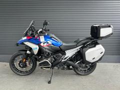 ＢＭＷ　Ｒ１３００ＧＳ　ツーリング　トップケース＆サイドパニア　Ａｋｒａｐｏｖｉｃスポーツマフラー　ミツバ前後ドラレコ　アダプティブ車高