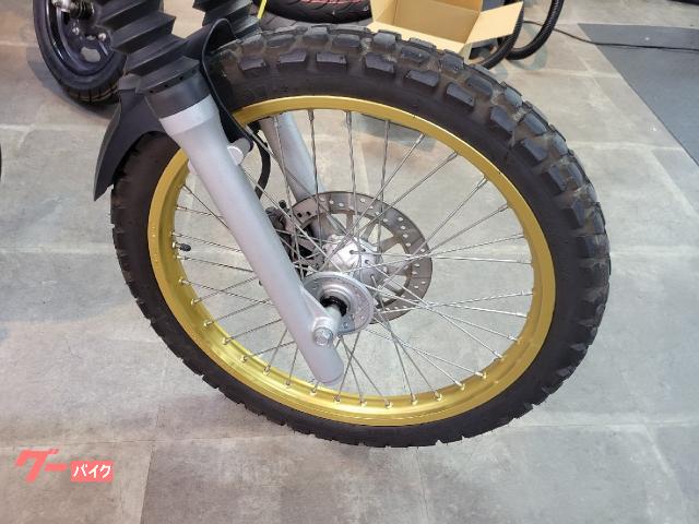 ヤマハ セロー250 フロントスクリーン バッグサポート付きキャリア