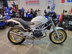 ホンダ　ＶＴＲ２５０　ＦＩインジェクション　マフラー付