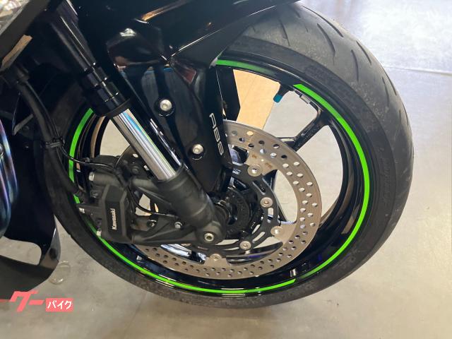 カワサキ Ninja ZX－25R SE OVERフルエキマフラー
