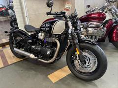 ＴＲＩＵＭＰＨ　ボンネビル　ボバー