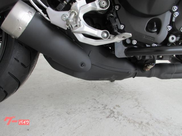 ヤマハ XSR900 ヘリテージ外装 RZブラック｜モーターサイクル
