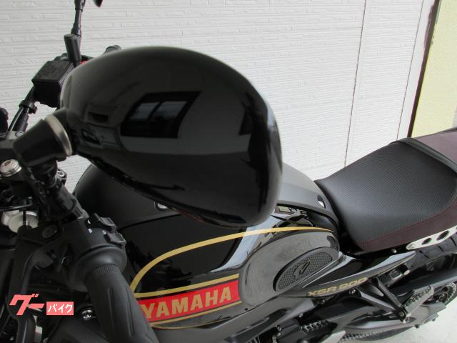 ヤマハ XSR900 ヘリテージ外装 RZブラック｜モーターサイクル