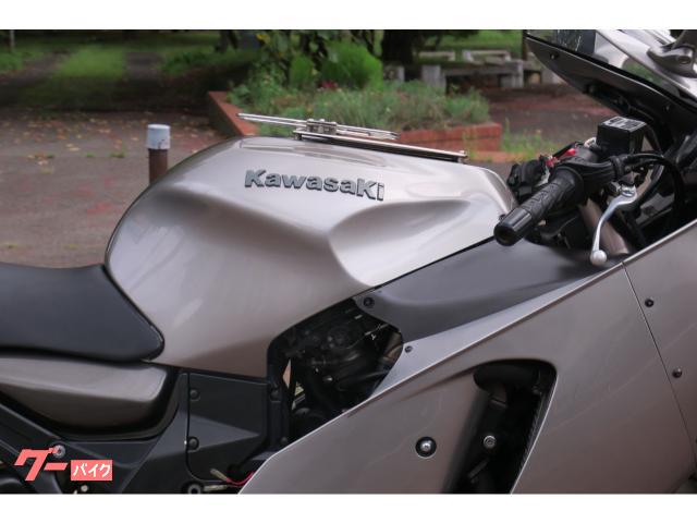 カワサキ Ninja ZX－12R インジェクション 4