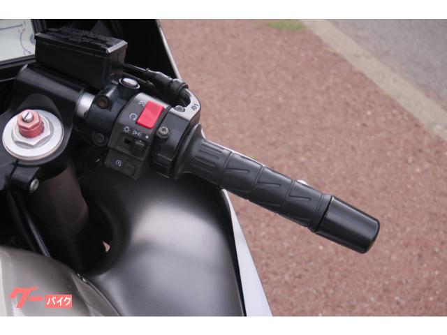 カワサキ Ninja ZX－12R インジェクション 4