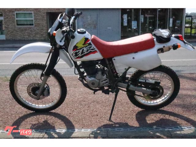ホンダ XLR125R 配送可能 支払いは現金or振り込みも可能 【公式通販】 ホンダ XLR125R 配送可能 支払いは現金or振り込みも可能 【公式通販】