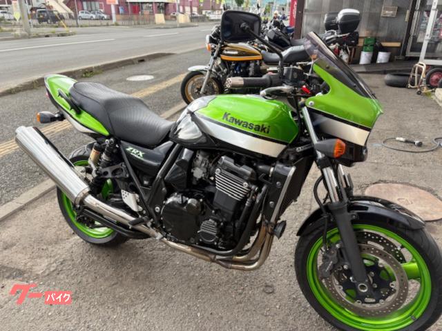 ＺＲＸ１２００Ｒ　　ＭＲＡスクリーン　エンジンガード