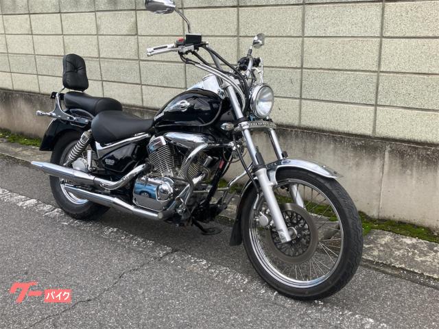 スズキ イントルーダーＬＣ２５０ エンジンガード ＥＴＣ シーシーバー テールランプ｜館林サイクルセンターカメヤマ｜新車・中古バイクなら【グーバイク】