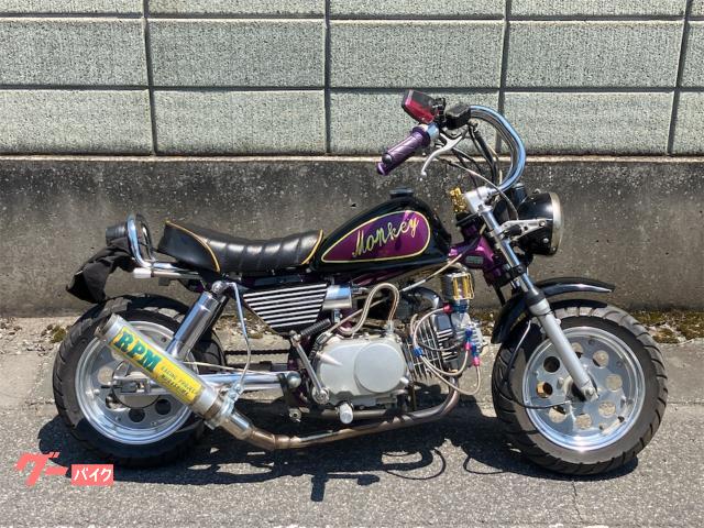 モンキー　フルカスム　１２５ｃｃエンジン　前後１０インチ　足回り　ハンドル　改多数