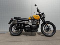 ＴＲＩＵＭＰＨ　スクランブラー９００