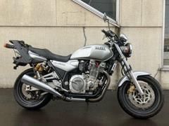 ヤマハ　ＸＪＲ１３００　１９９９モデル　ＧＩＶＩ製リアラック装備