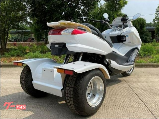 トライク】メーカー ICEBEAR 200cc
