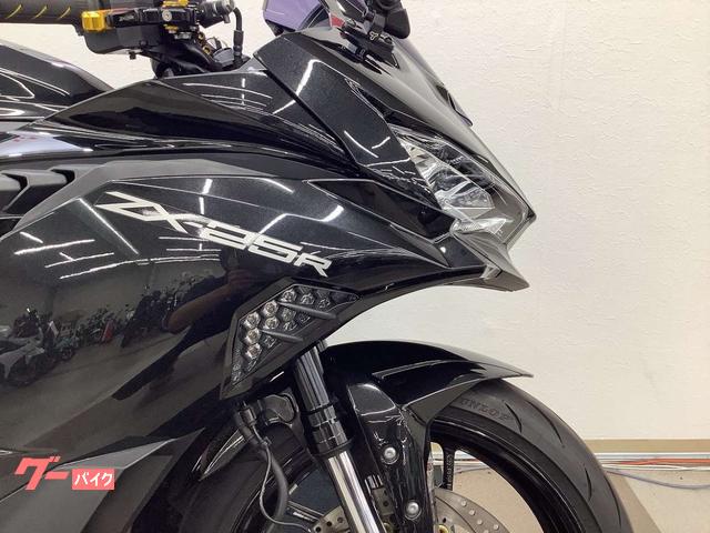 カワサキ Ninja ZX－25R 2022年モデル OVER製