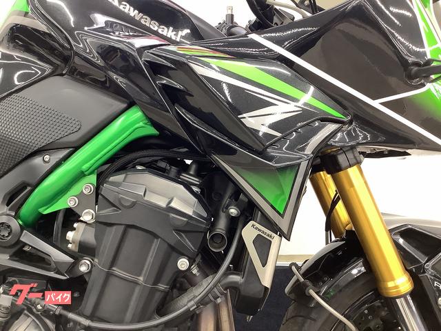 カワサキ Z900 SEモデル GPZを彷彿させる特注アッパーカウル
