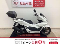 ホンダ　ＰＣＸ　２０２１年モデル　リアトップケース装備