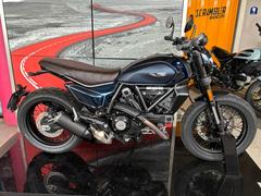 ＤＵＣＡＴＩ　スクランブラーナイトシフト認定中古