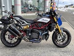 ＩＮＤＩＡＮ　ＦＴＲ１２００　Ｒカーボン