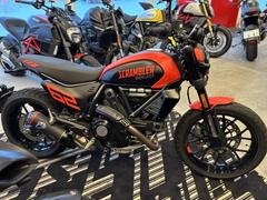 ＤＵＣＡＴＩ　スクランブラーフルスロットル認定中古